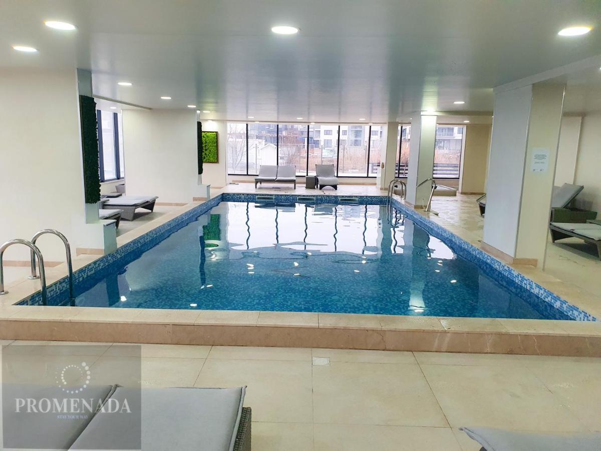 Royale Sundance Studio 7 Beach Spa & Pool Mamaia Nord Экстерьер фото